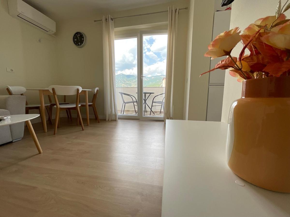 Spring Apartment In Permet Luaran gambar